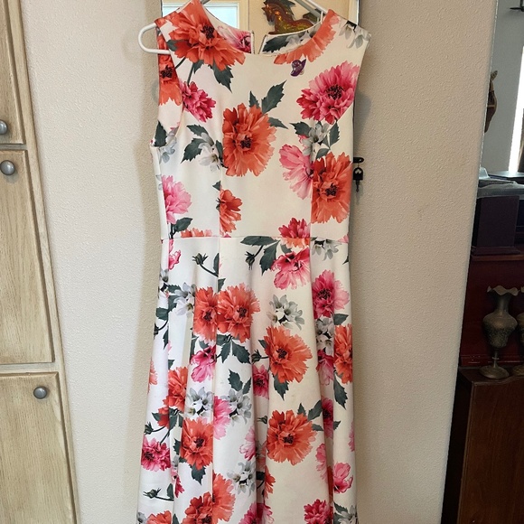 Calvin Klein dress - Picture 1 of 2